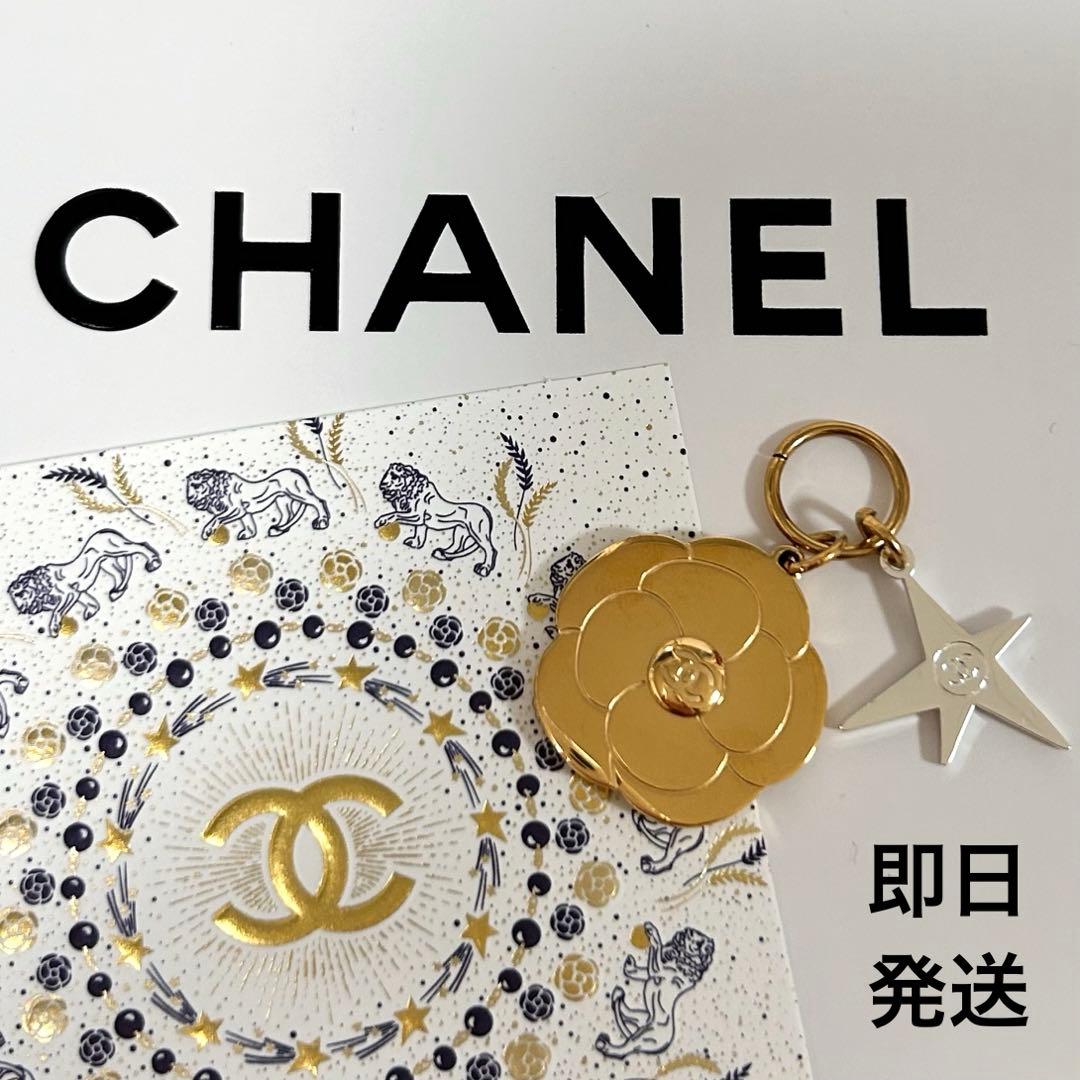 CHANEL シャネルノベルティ 2025年 クリスマス限定 カメリアチャーム