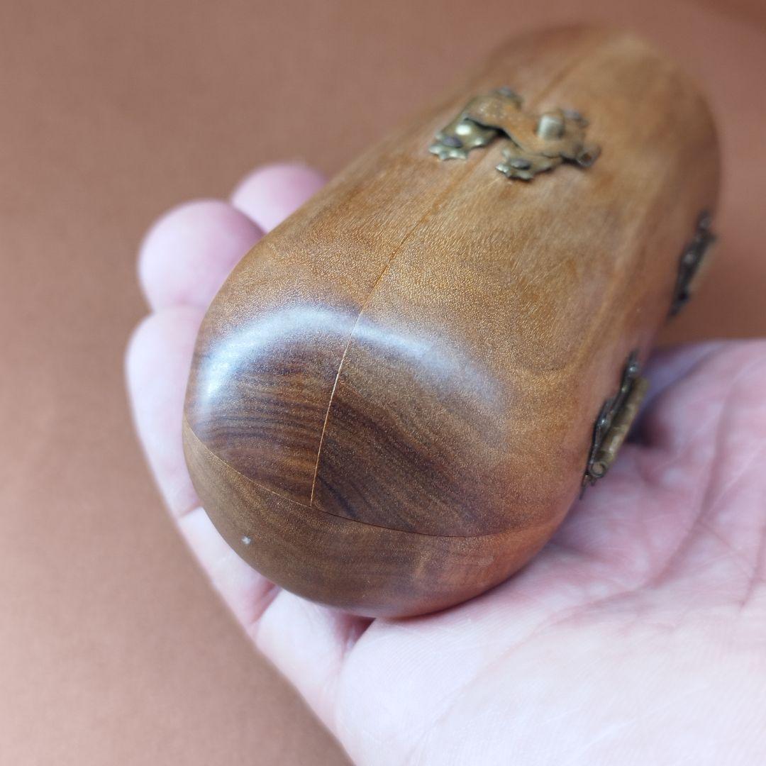 インド老山白檀超精細彫刻 ミニ「国宝緒尊仏籠」《整理番号:BU007》