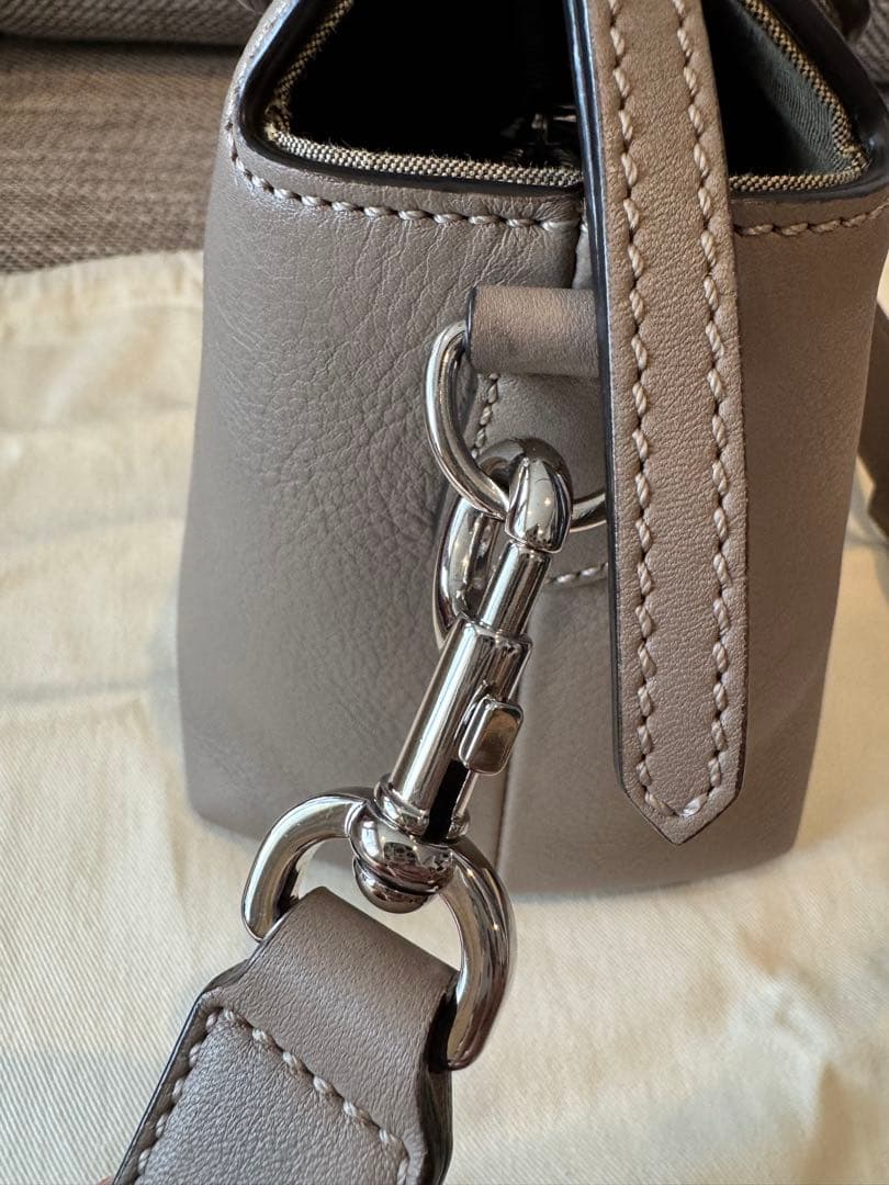 【美品】FENDI バイザウェイ　グレージュ　ミディアム