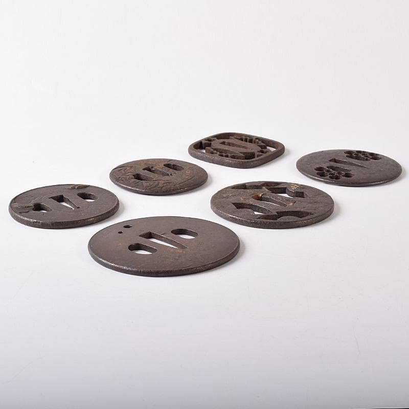 武具　刀装具　古鉄　鍔　塗金　在銘など　6点まとめて　M　8251