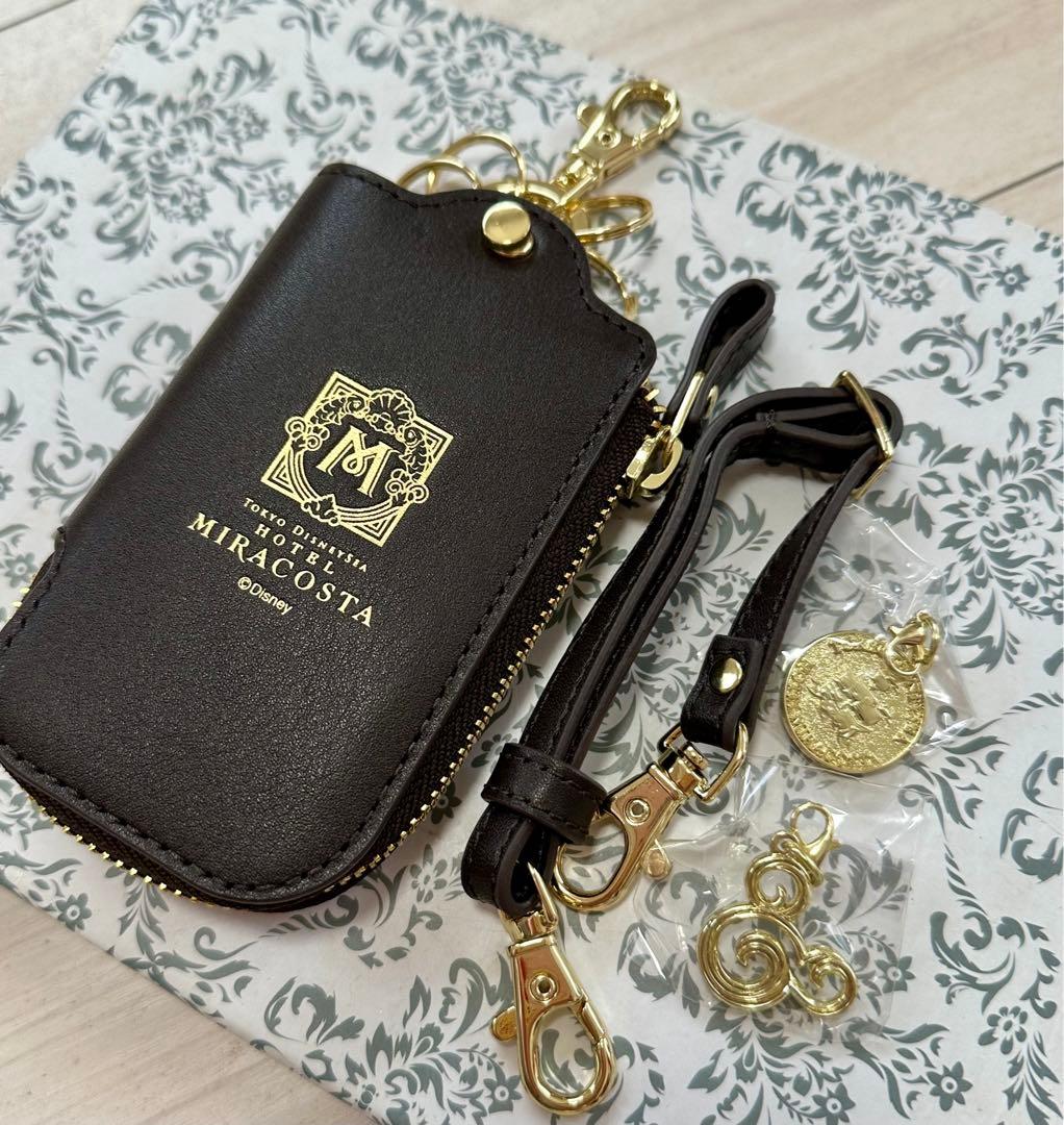 ホテルミラコスタ スイートルーム 記念品 本革キーケース Amazon.co.jp