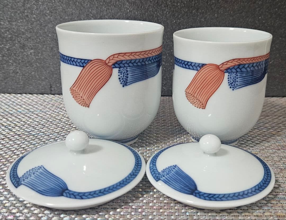 人間国宝 13代今泉今右衛門 錦 紐絵 夫婦湯呑み茶碗 共箱 縁起物 吉祥