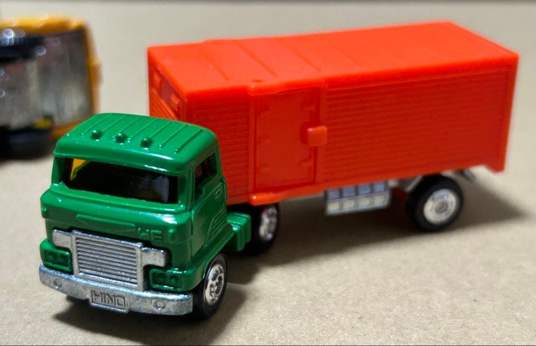 日本製 トミカ コンテナトレーラー 2台セット