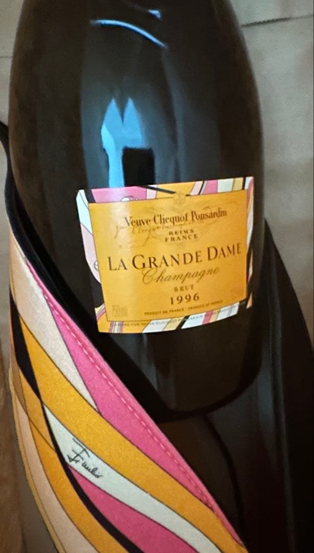 エミリオプッチ ヴーヴクリコ 1996 シャンパン - メルカリ