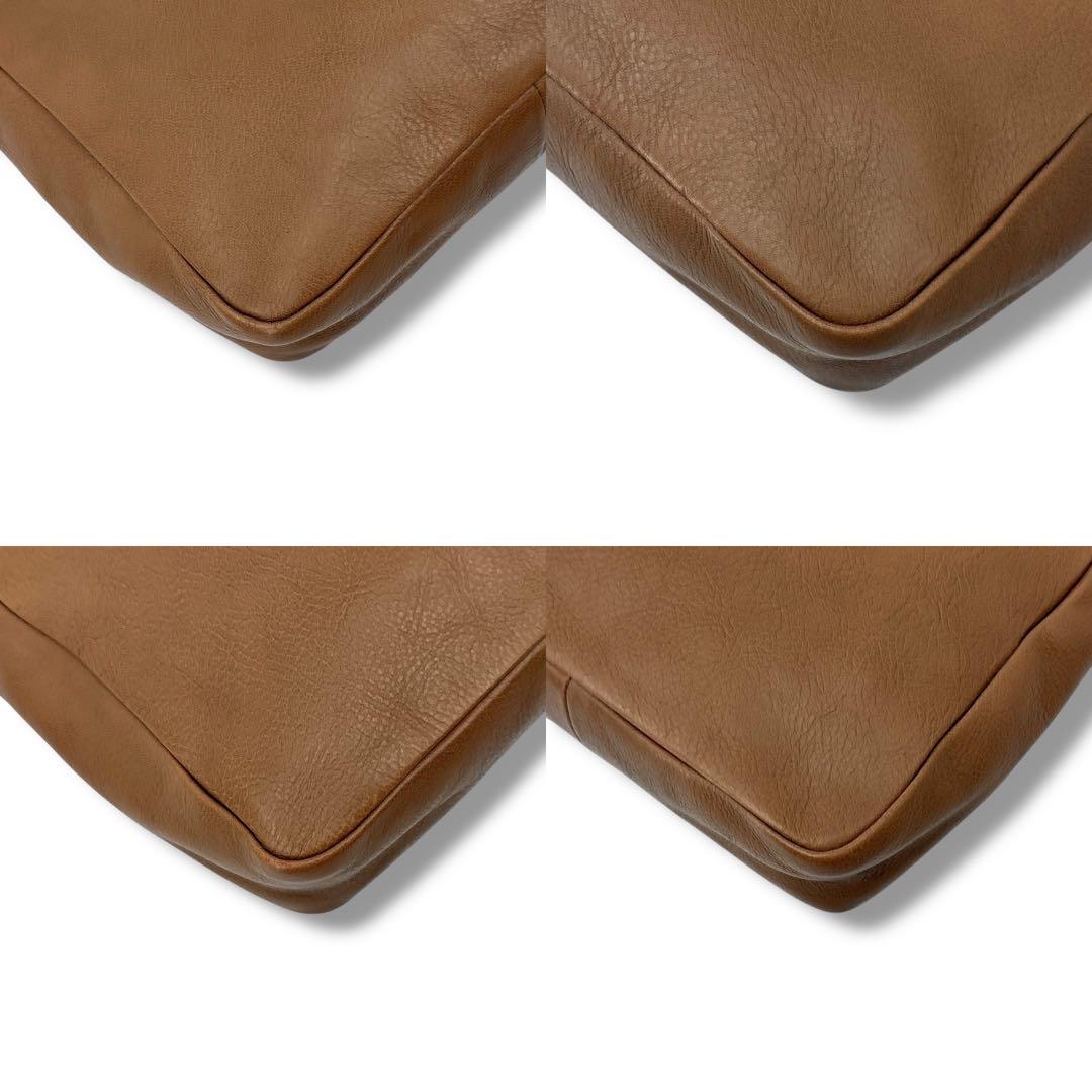 【極美品】イルビゾンテ　ショルダーバッグ　クロスボディバッグ　ロゴ　レザー