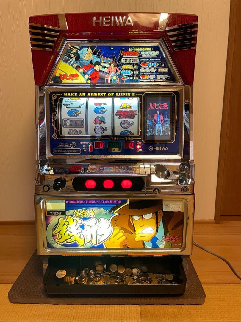 送料無料】パチスロ 主役は銭形 初代 ルパン三世 4号機 実機