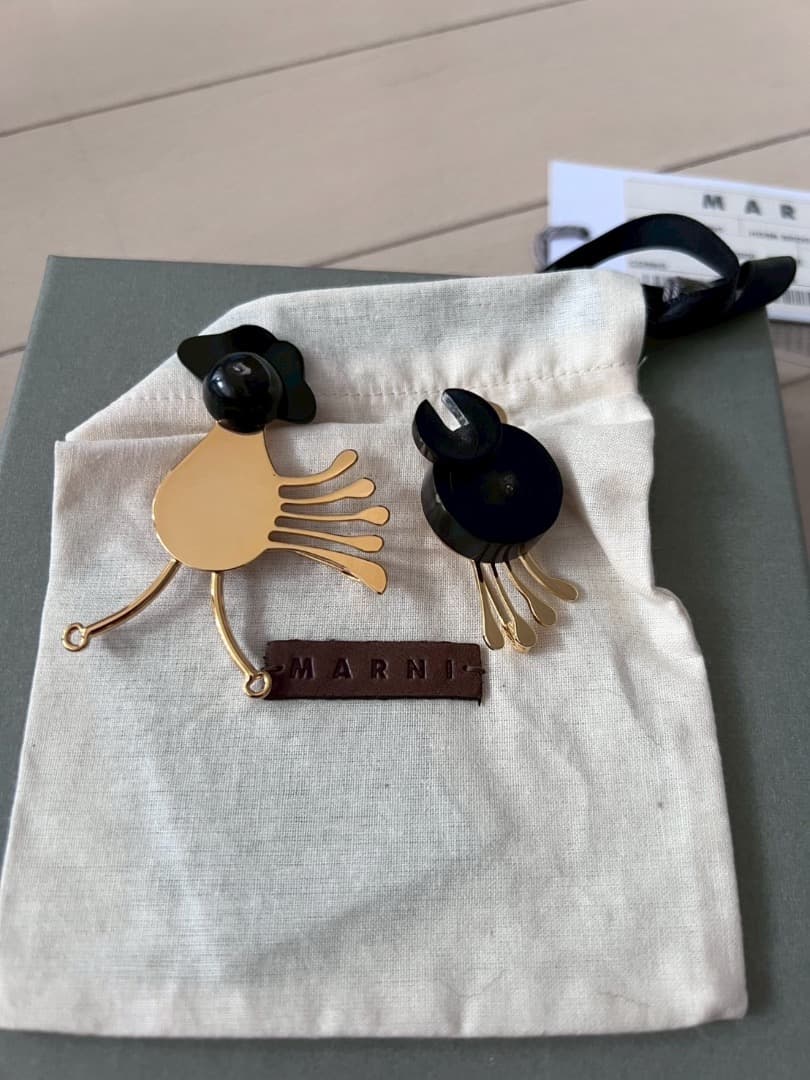 MARNI 動物モチーフ ブローチ 2個セット MARNI 動物モチーフ ブローチ 2個セット MARNI 動物モチーフ ブローチ