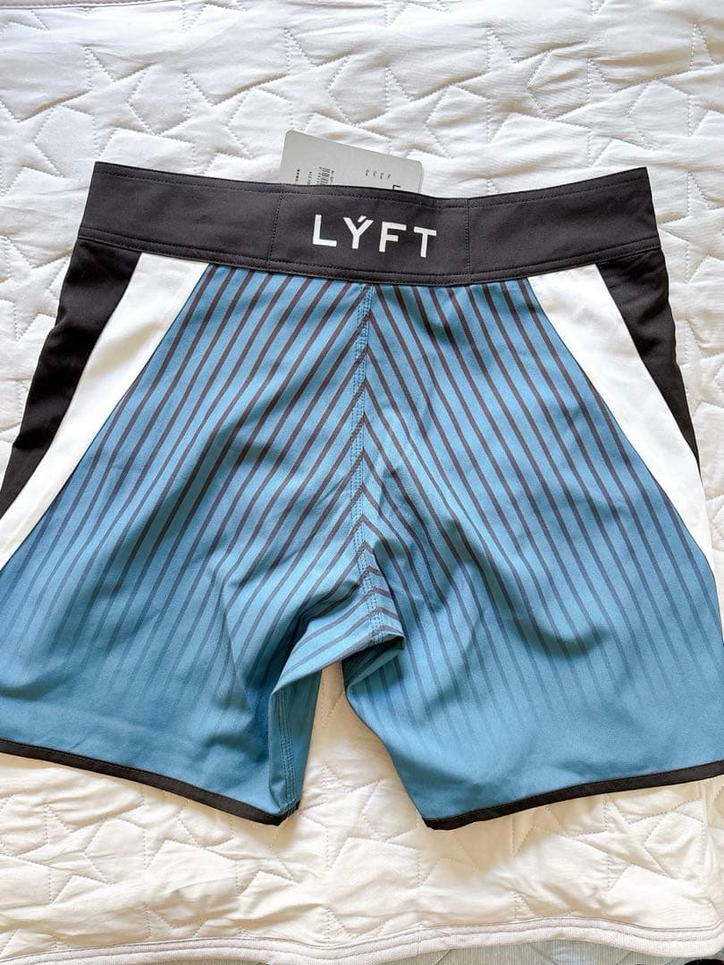タグ有り新品】LYFT サーフパンツ 金子選手着用モデルSサイズ