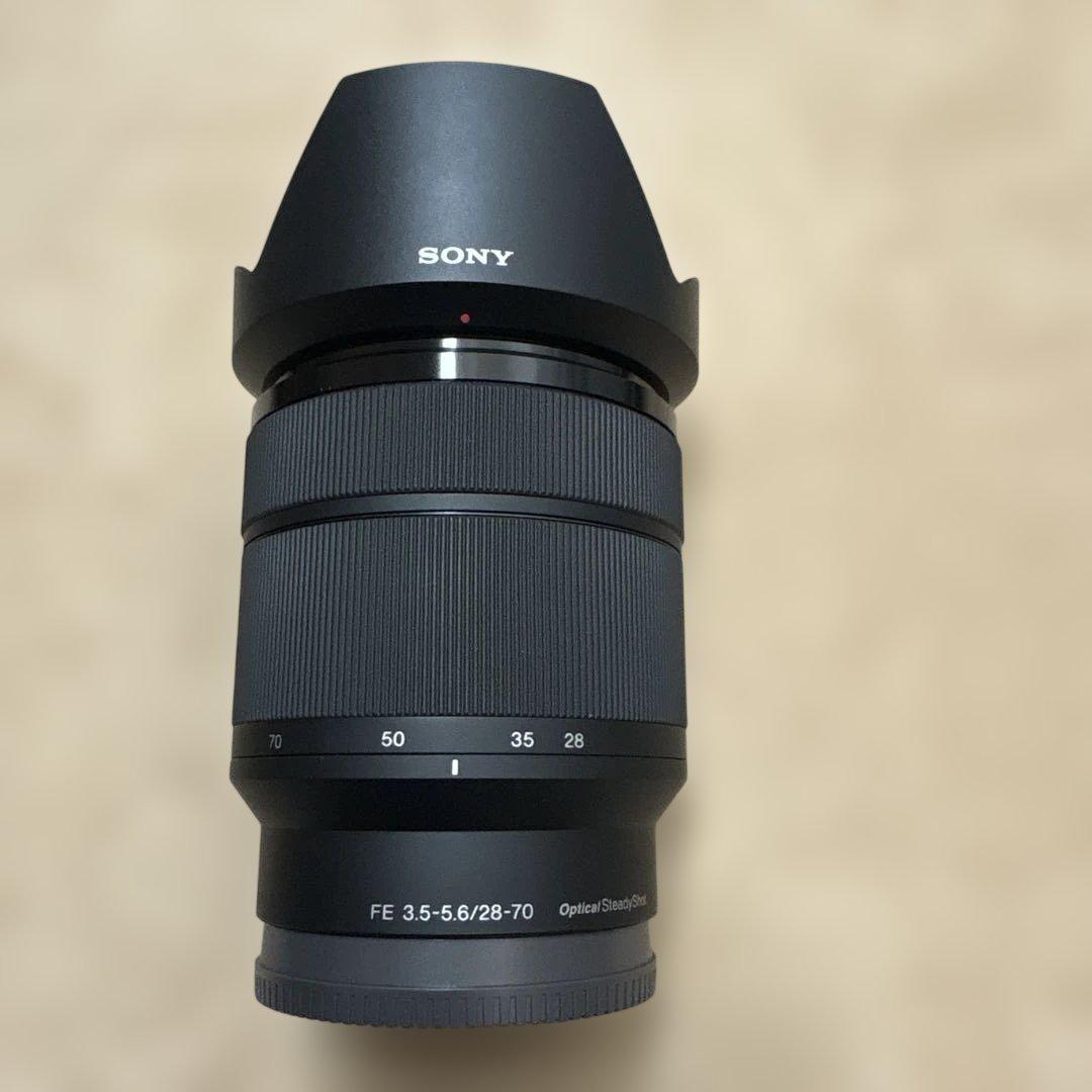 ソニー FE 28-70mm f/3.5-5.6 OSS ズームレンズ