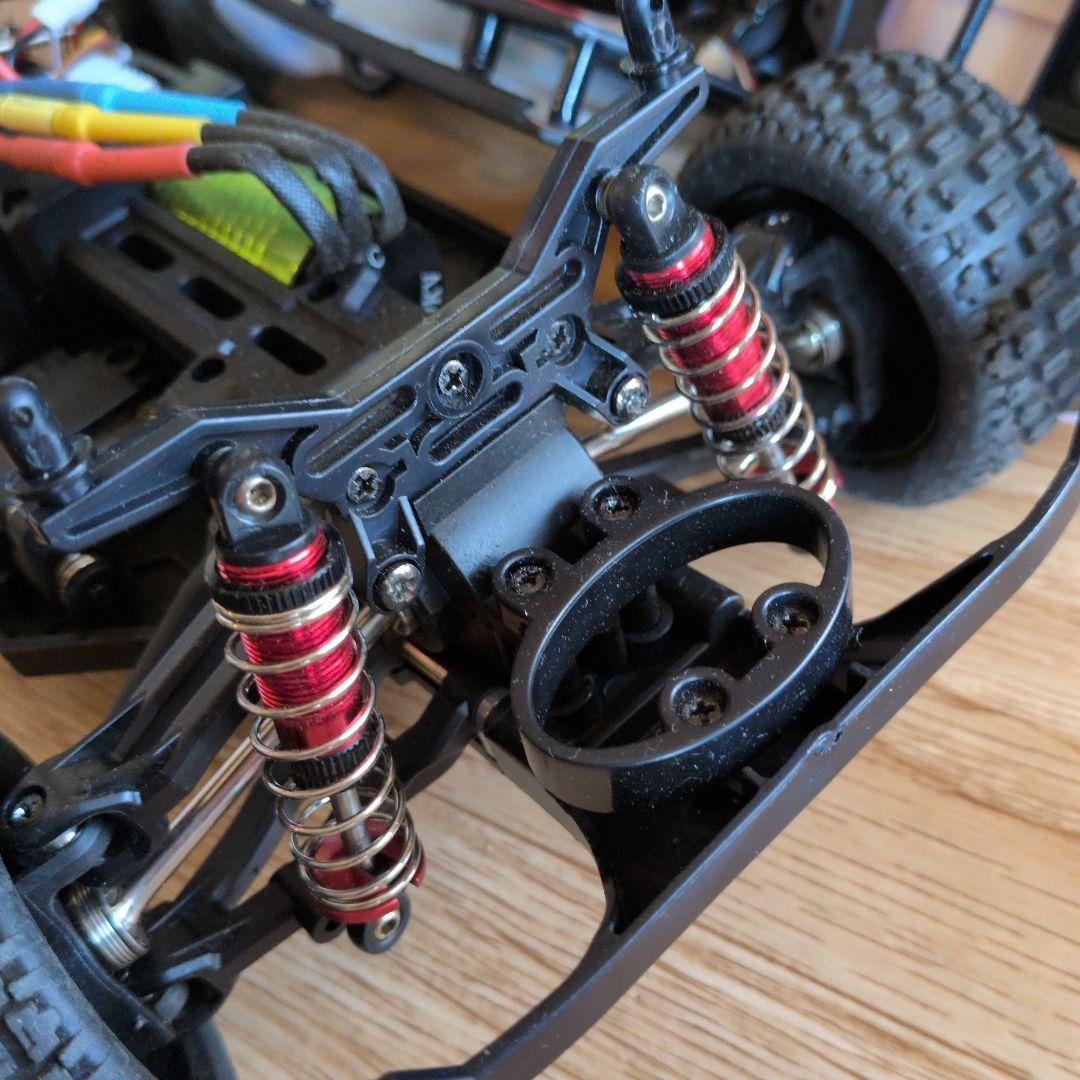 ブラシレス　ラジコン 4WD