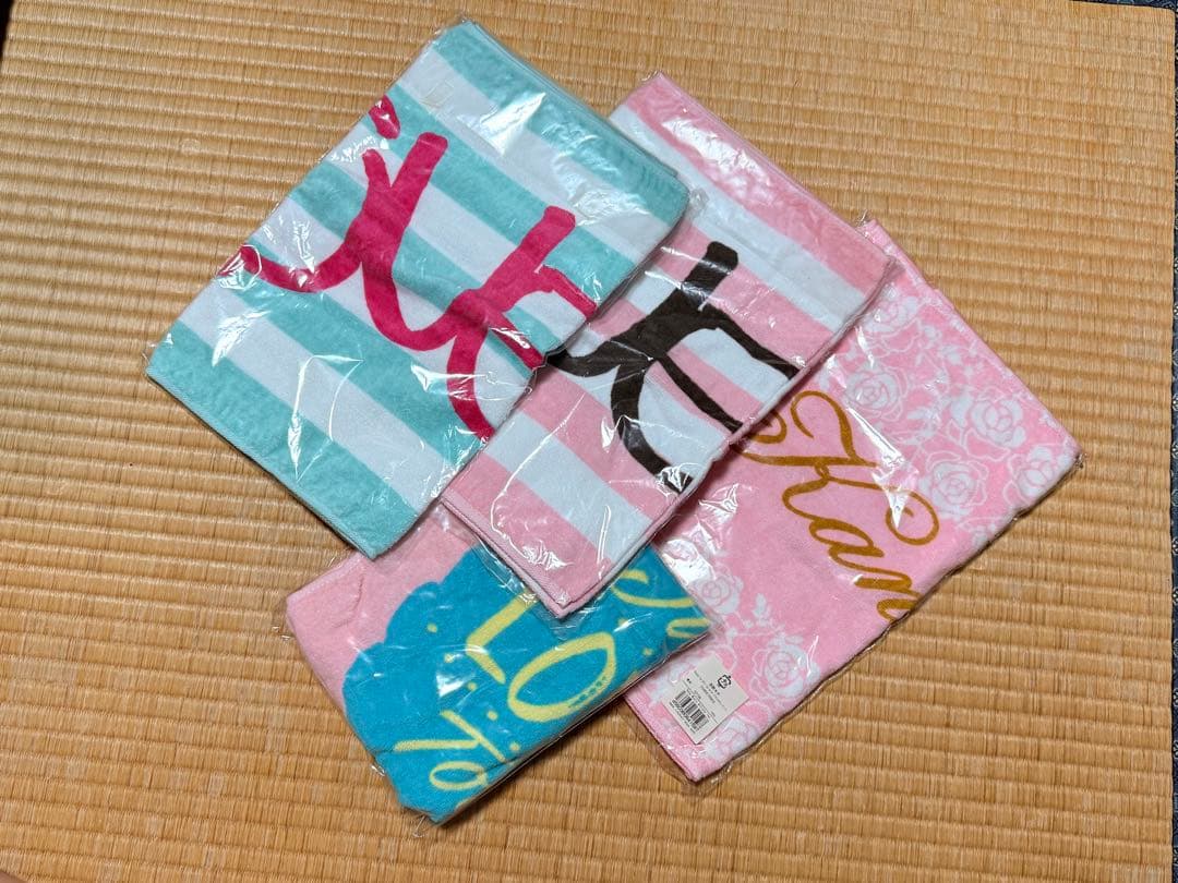 貴重！西野カナ love one. TOUR タオル 未開封など4点 貴重！西野カナ love one. TOUR タオル 未開封など4点 - メルカリ