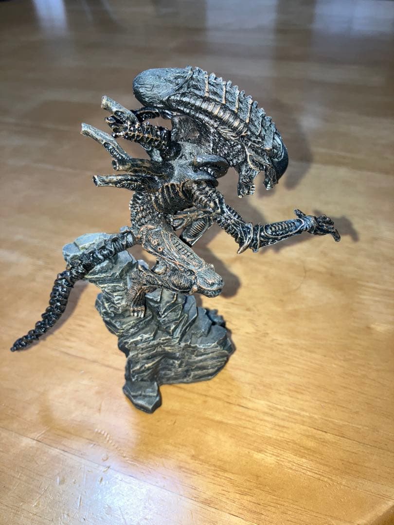エイリアンウォーリアー マイクロ フィギュア スタチュー