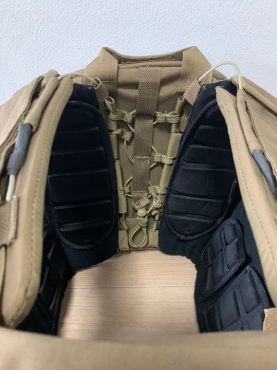 プレキャリ タンカラー タン色 田村装備プレートキャリア タン色 田村
