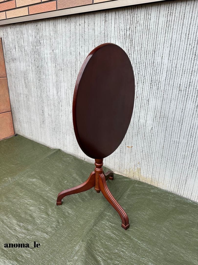 チルトトップテーブル】UNIVERSAL ユニバーサル ワインテーブル