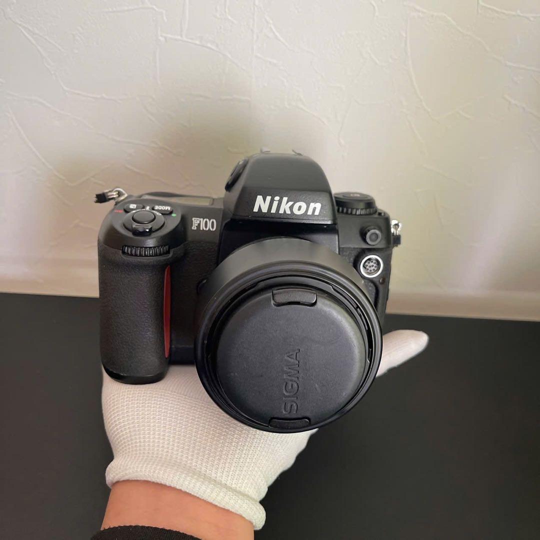 Nikon F100 フィルムカメラ本体と SIGMA 28-70mm Dレンズ Nikon F100 フィルムカメラ本体と SIGMA 28-70mm Dレンズ ☆ Nikon