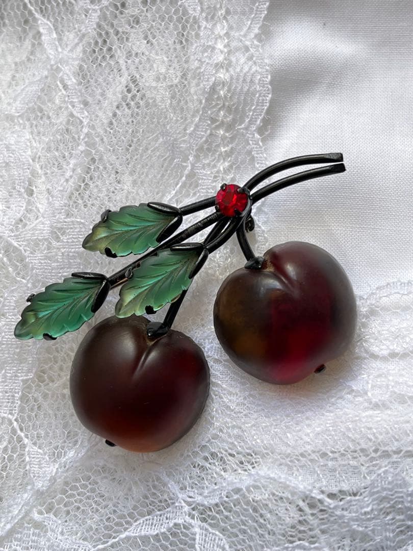 希少 オーストリア フルーツガラス ブローチ チェリー アプリコット