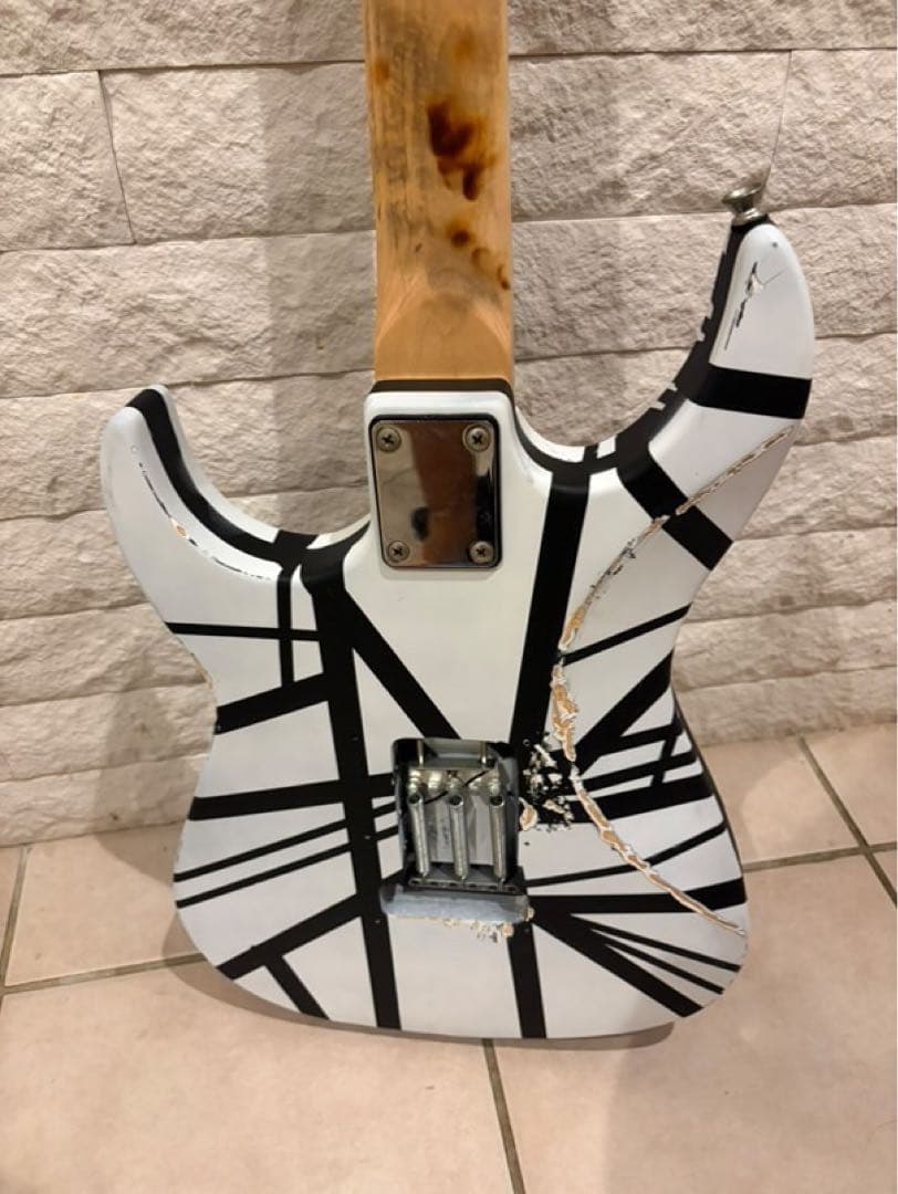 EVH Black and White Stripe 自作ギターレリックカスタム