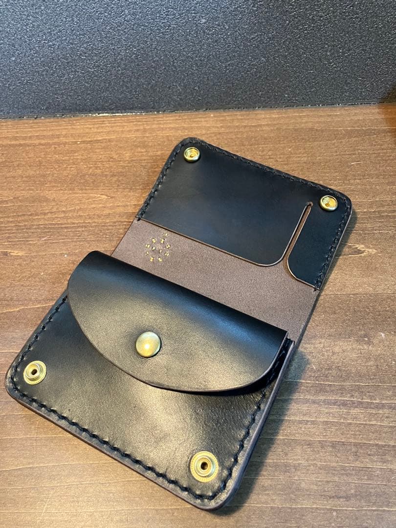 財布・ケース・小物入れ ALIVE