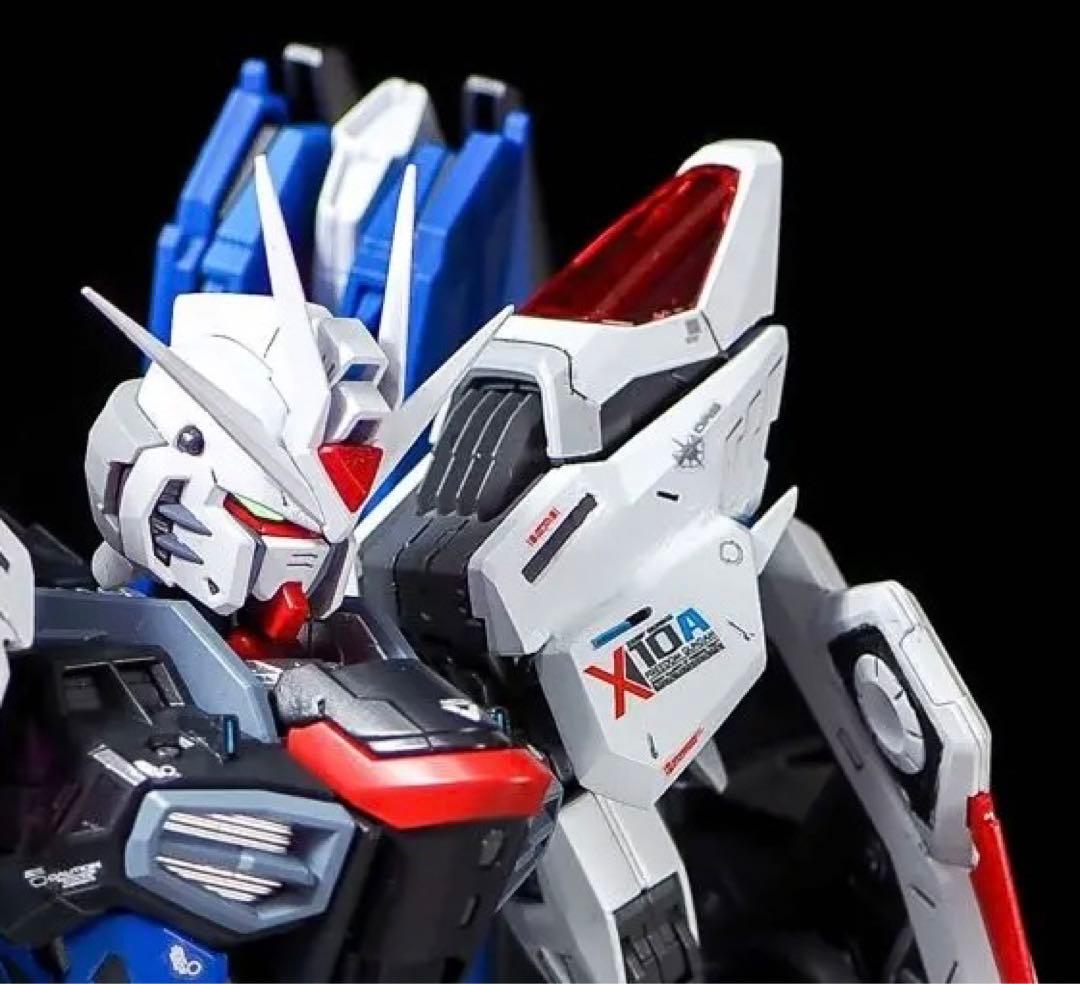 モデルグラフィックス参考作品　MGEX ストライクフリーダム　全塗装　完成品