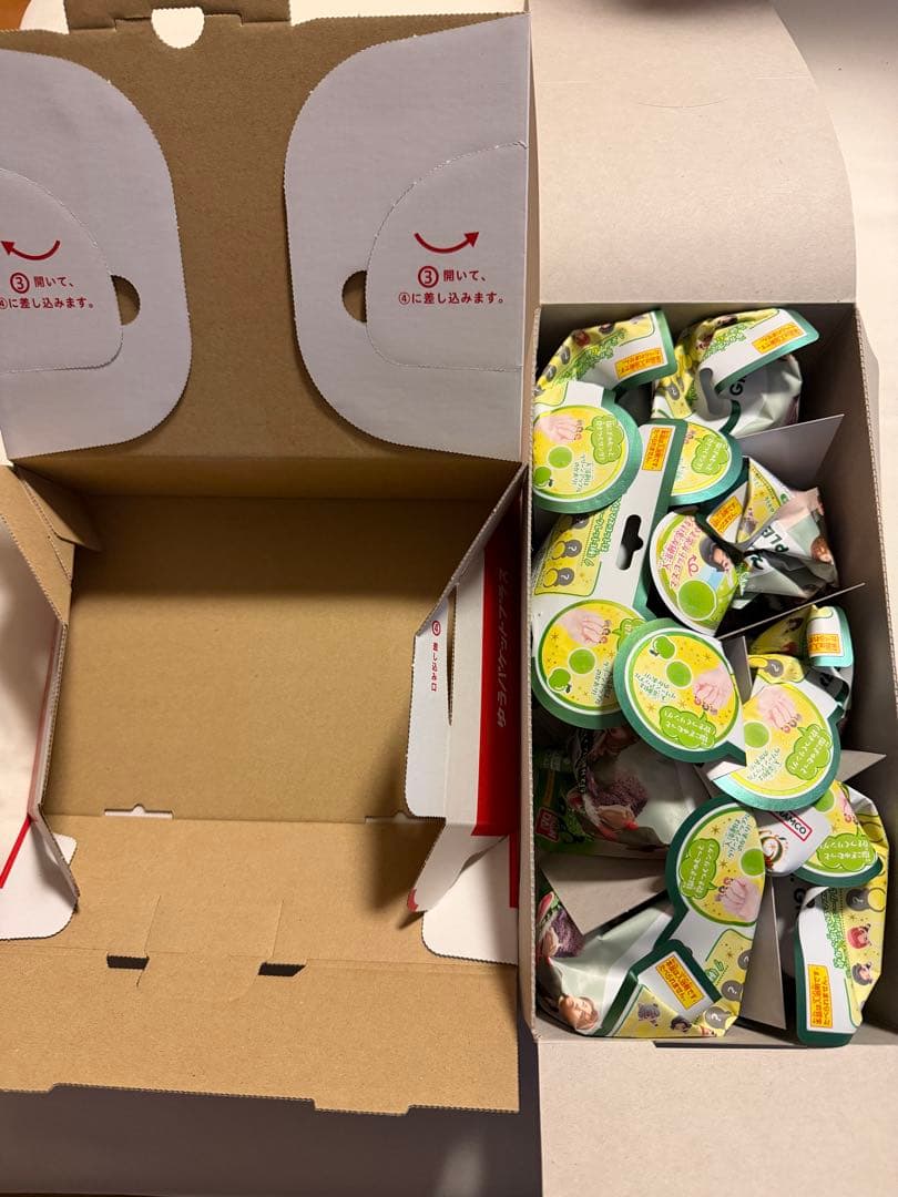 あ*ま様 びっくらたまご Mrs. GREEN APPLE ミセス 8個セット - メルカリ