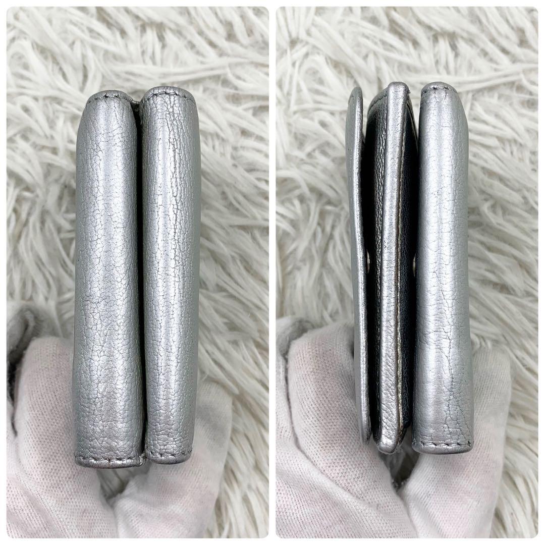 ✨美品✨】 バレンシアガ エブリデイ 三つ折り財布 シルバー - メルカリ