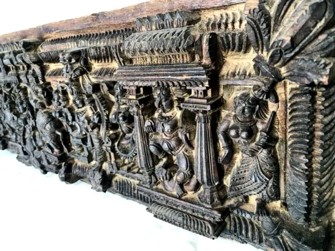 インド古代木彫レリーフ値下げしました