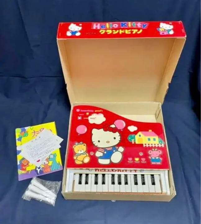 ☆激レアサンリオハローキティグランドピアノ極美品昭和レトロ25KEY