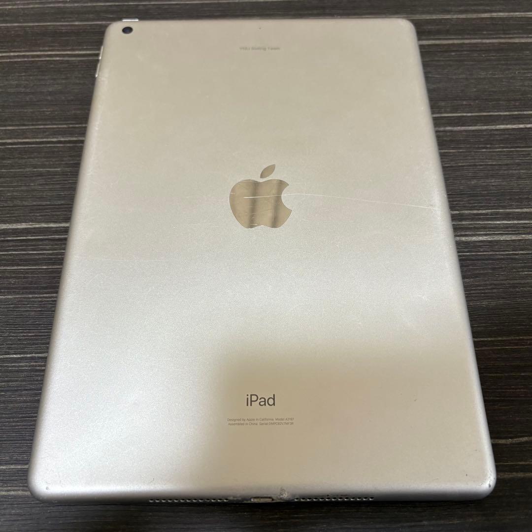 iPad 第7世代 128GB Silver WiFi ジャンク ④ - メルカリ