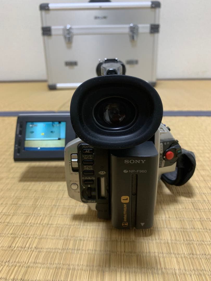 【動作OK】付属品多数　SONY　Handycam　DCR-VX2000