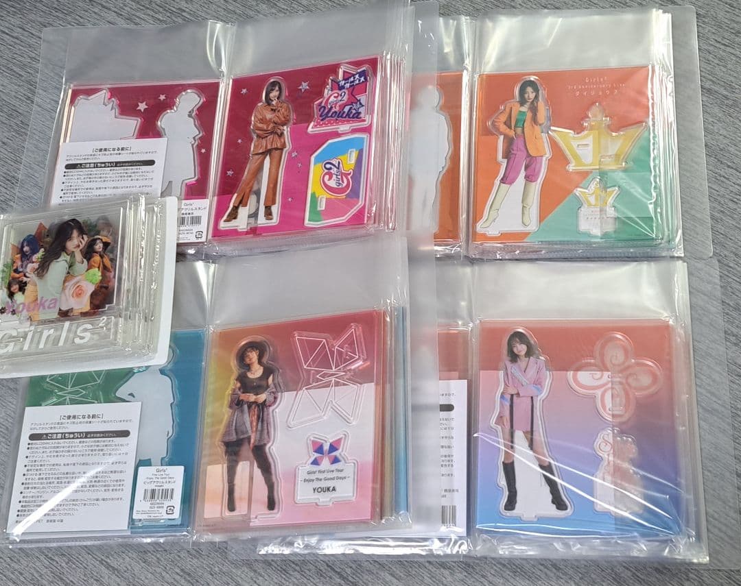 Girls²　アクリルスタンド