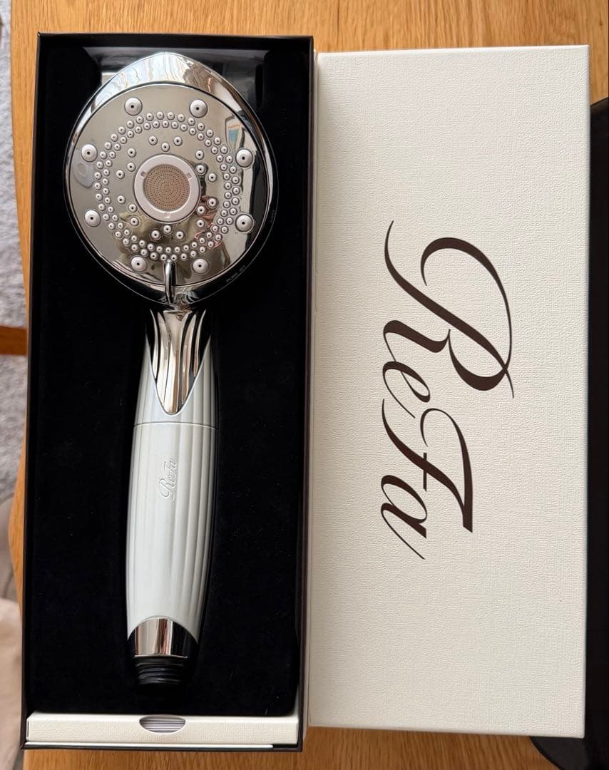 ReFa シャワーヘッド シルバー/ホワイト ReFa FINE BUBBLE U/リファファインバブル U（シルバー/ホワイト