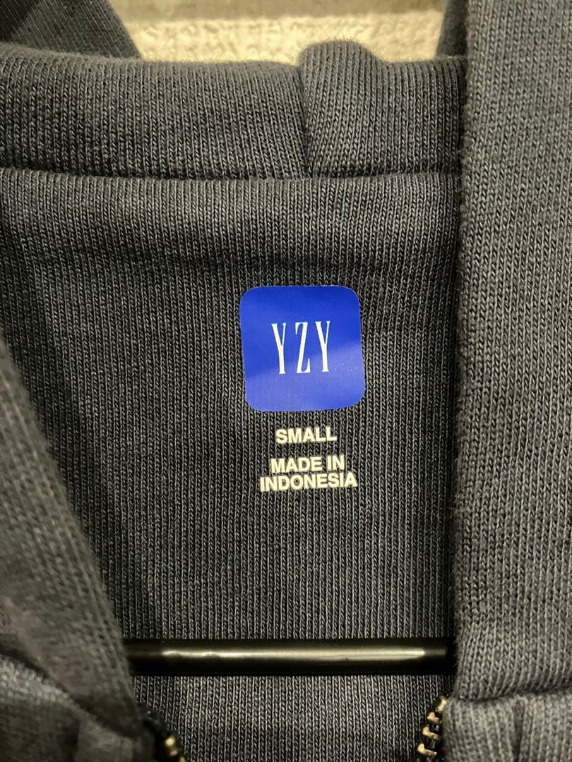 トップス Yeezy GAP unreleased zip hoodie S navy