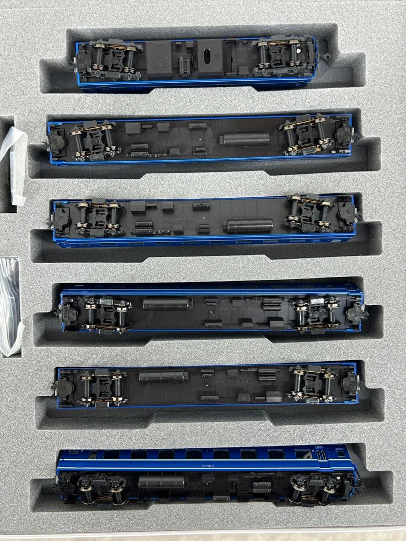 KATO 10-811.812 寝台特急「ゆうづる」6両基本、6両増結セット