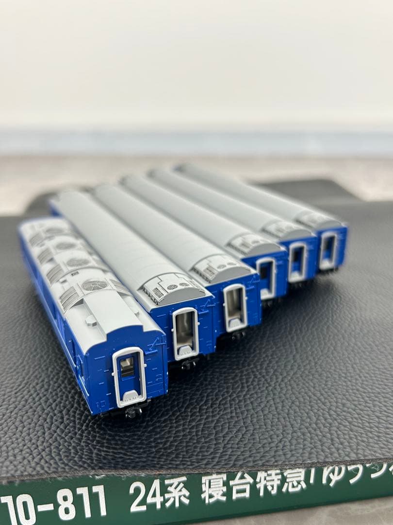 KATO 10-811.812 寝台特急「ゆうづる」6両基本、6両増結セット