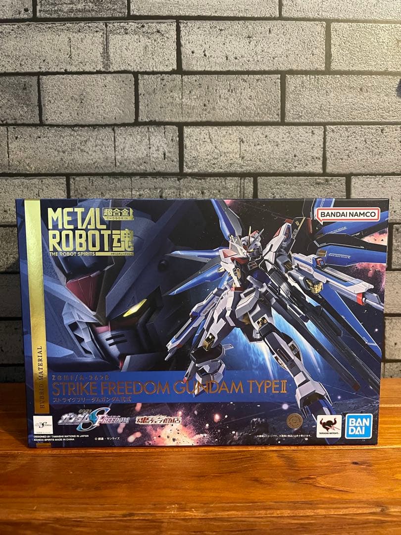 L ROBOT魂　（SIDE MS） ストライクフリーダムガンダム弐式 Amazon.co.jp: METAL ROBOT魂 ＜SIDE MS＞ ストライクフリーダム