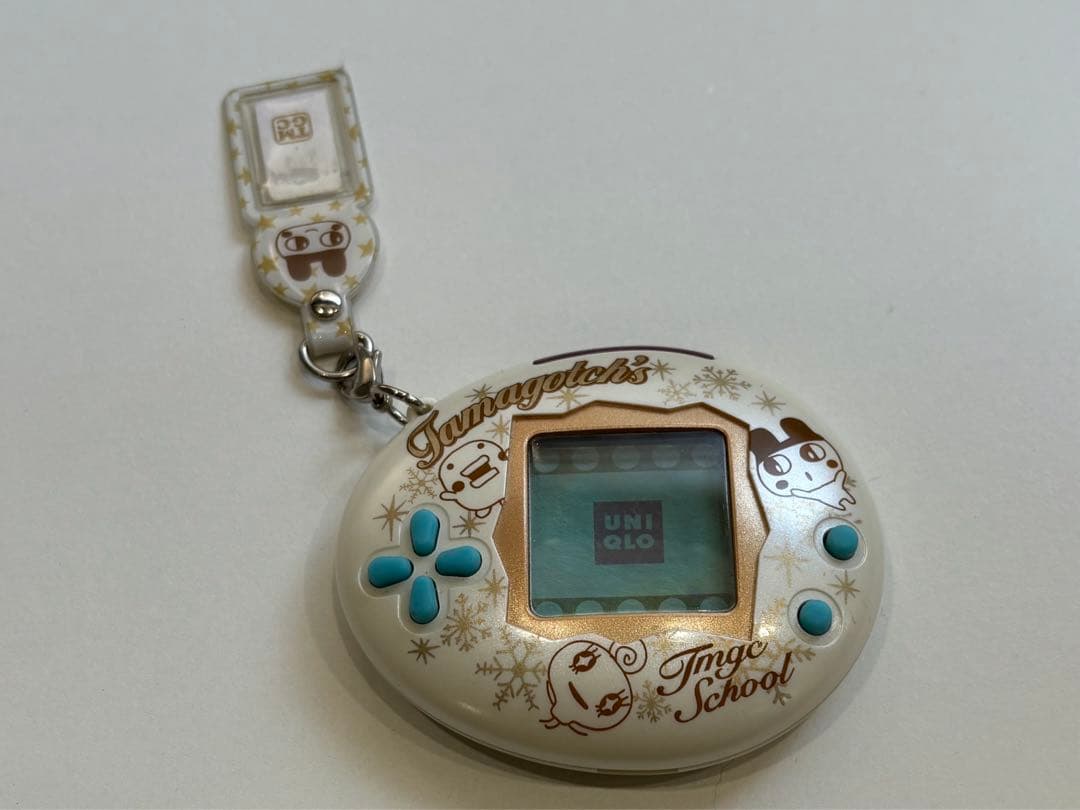 たまごっちスクール せーとぜーいんしゅーごっち！ ユニクロ 限定 コラボ