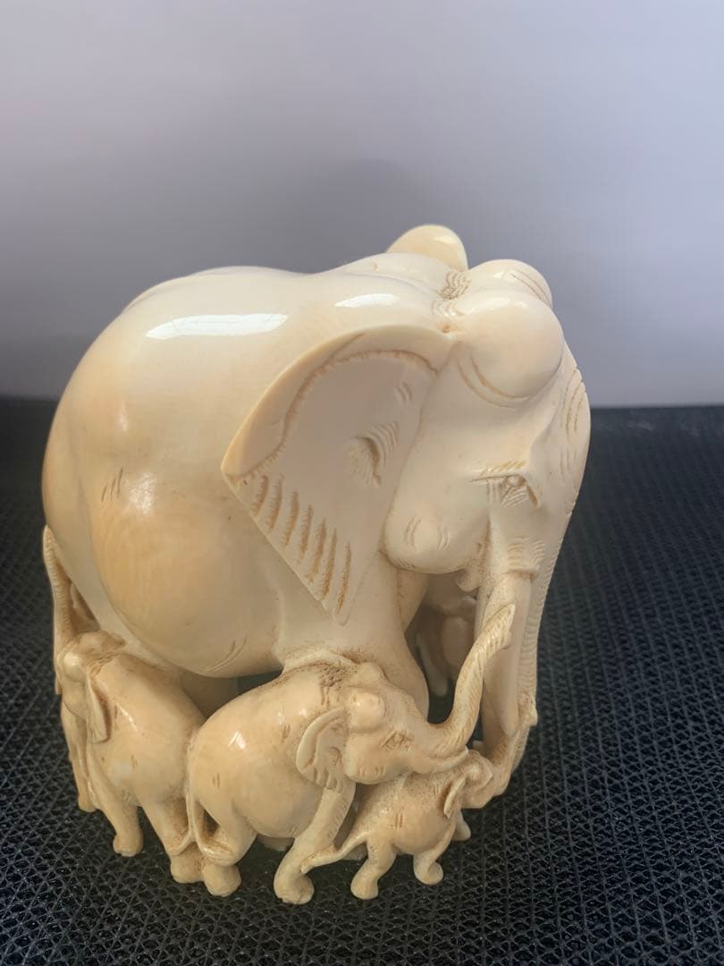 極上 親子象 置物 722g 細密彫刻 送料込み