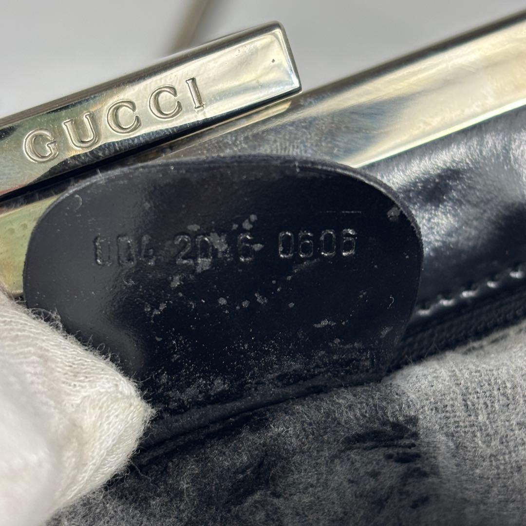 GUCCI ショルダーバッグ　 パテントレザー　 がま口　チェーン　ブラック