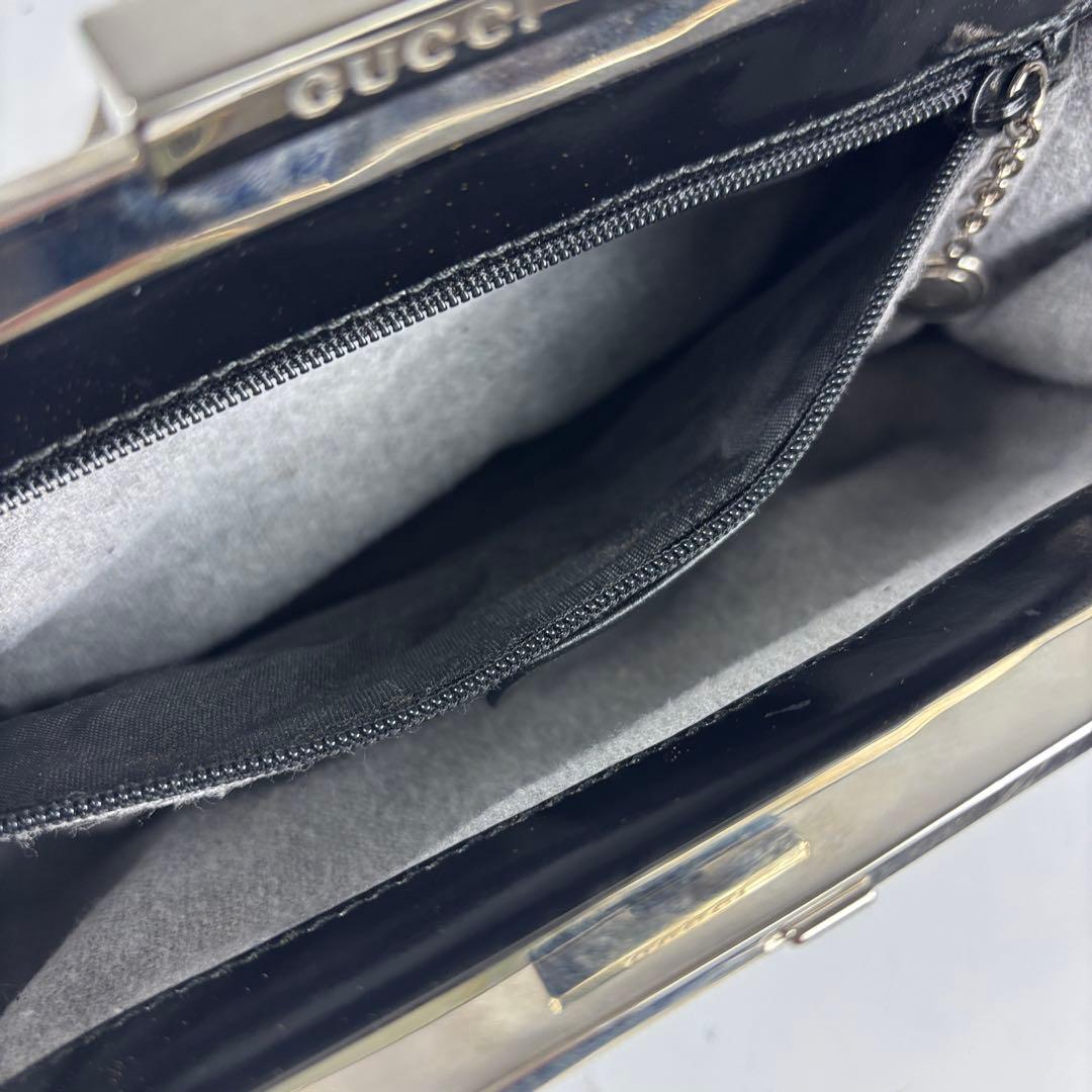 GUCCI ショルダーバッグ　 パテントレザー　 がま口　チェーン　ブラック