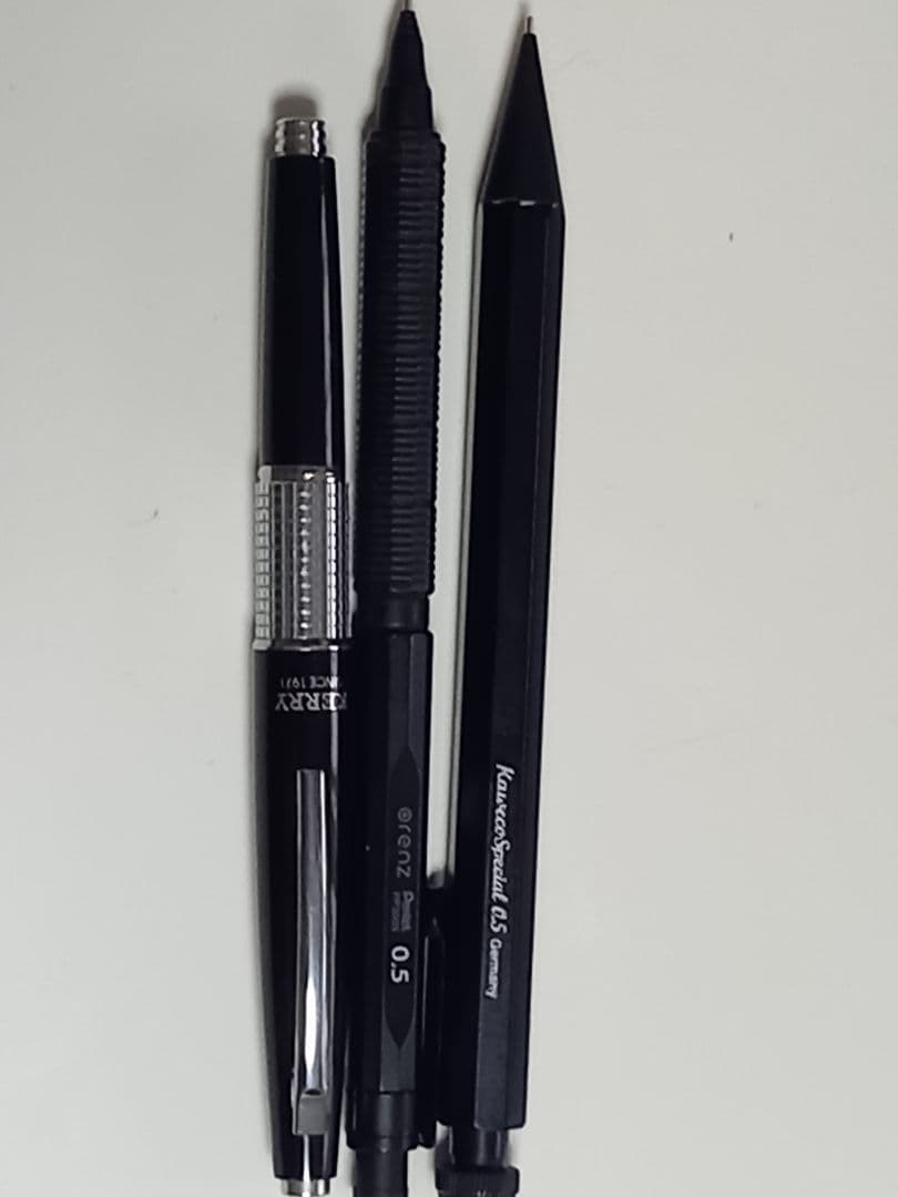 ルンルン筆箱、カヴェコスペシャル、オレンズネロ、ケリー - メルカリ