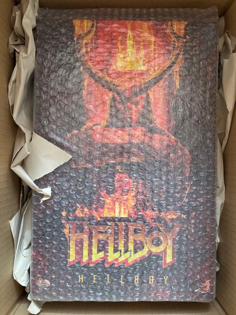 ホットトイズ ヘルボーイ 1/6スケールアクションフィギュア 新品未使用