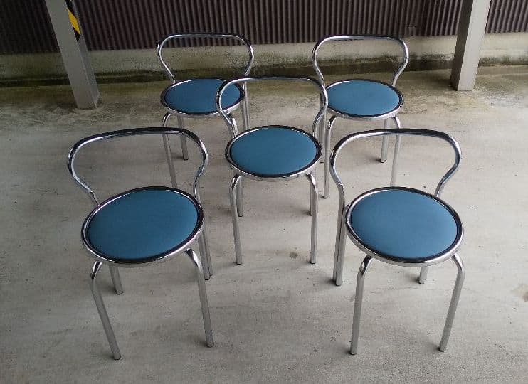 Artemide Tantalo 赤色 置時計