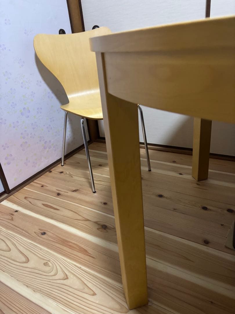 IKEA BJURSTA 伸縮　円形ダイニングテーブル