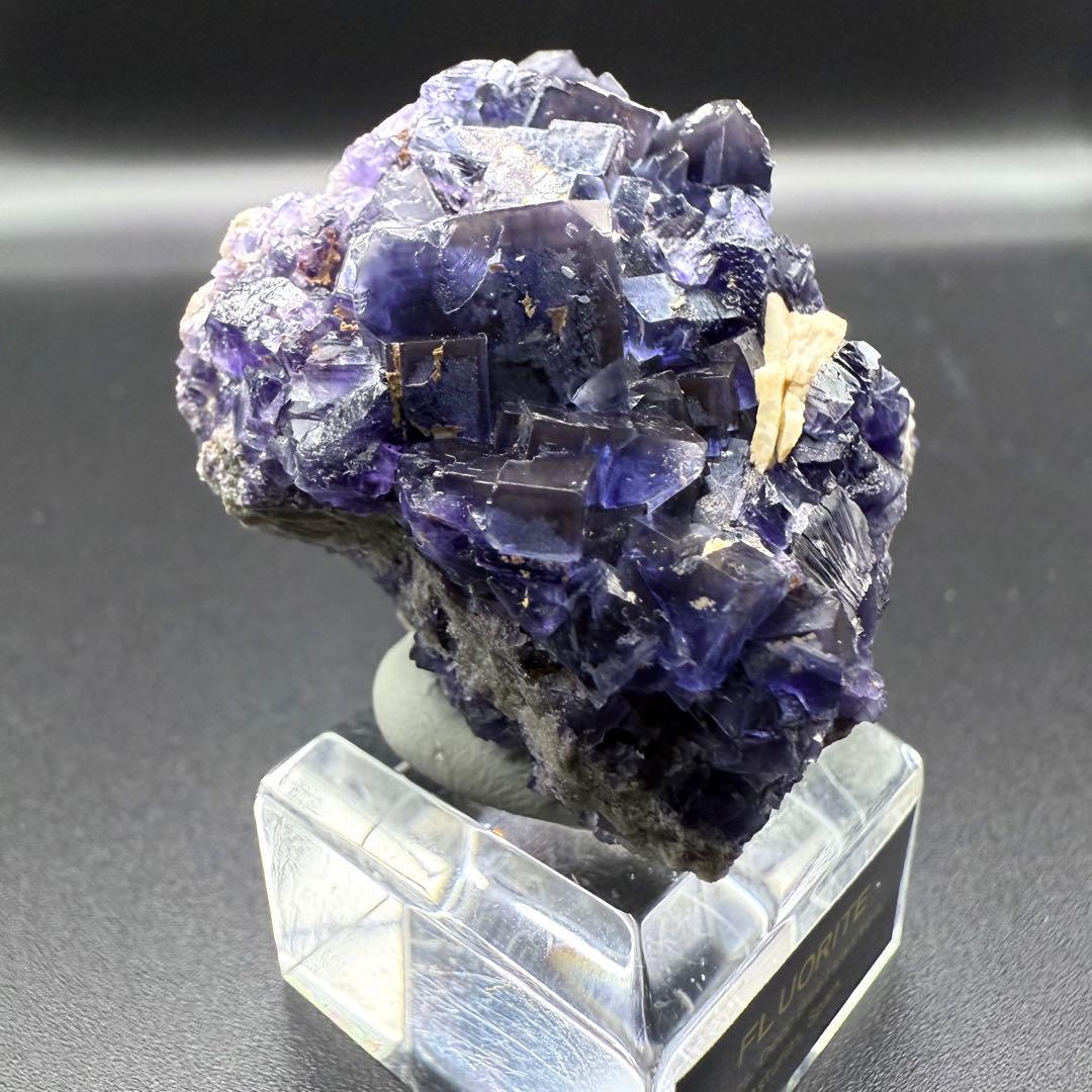 フローライト スペイン DeepBlueHeart Vein産 蛍石 原石 09 フロー