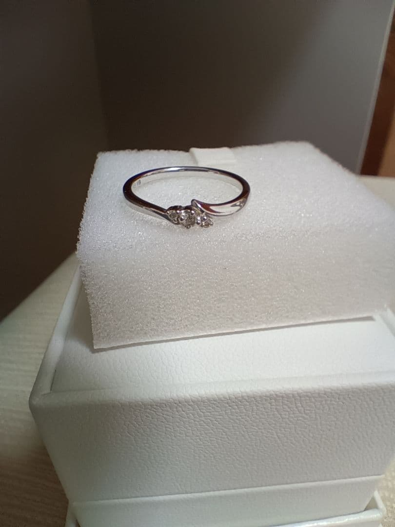 4℃　ヨンドシー　K18　ホワイトゴールド　ダイヤモンド　リング　8号　美品