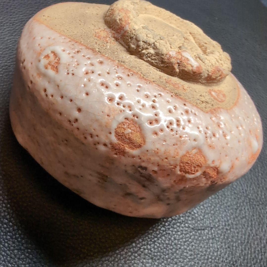 茶道】抹茶茶碗 水野古麦 作 志野焼 紋様あり 大振 安定感と