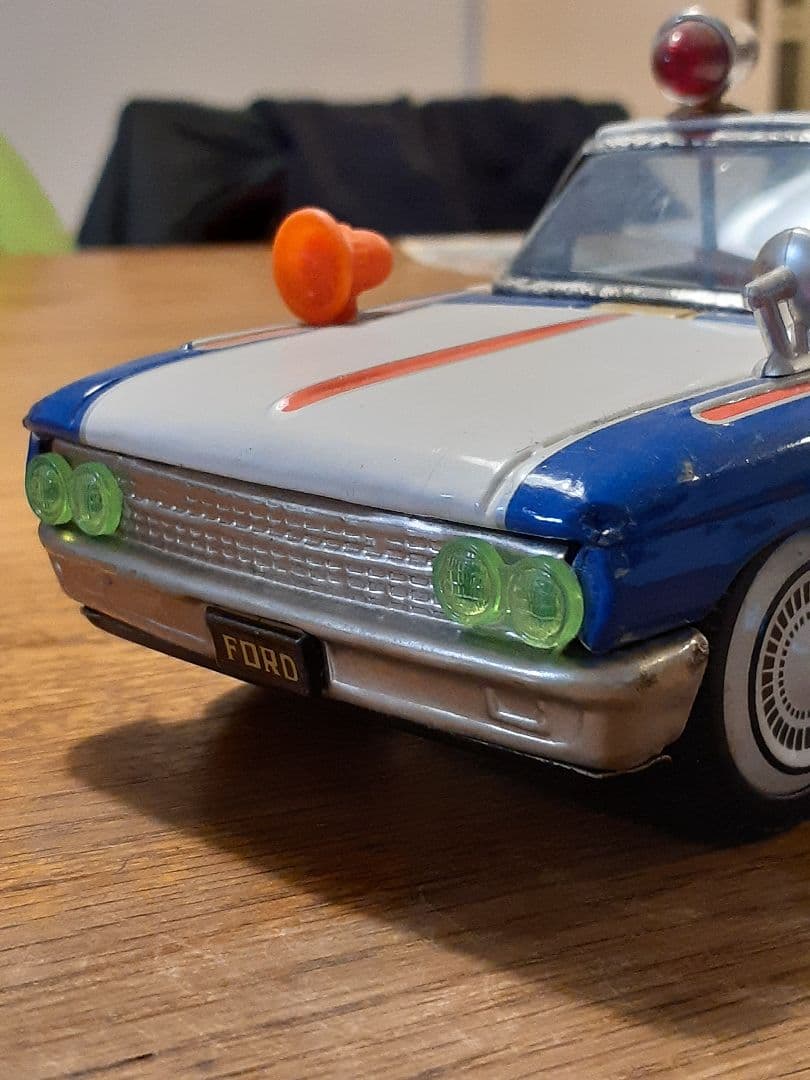 イチコー『FORD パトカー』ブリキのおもちゃ 箱付き 日本製 !!