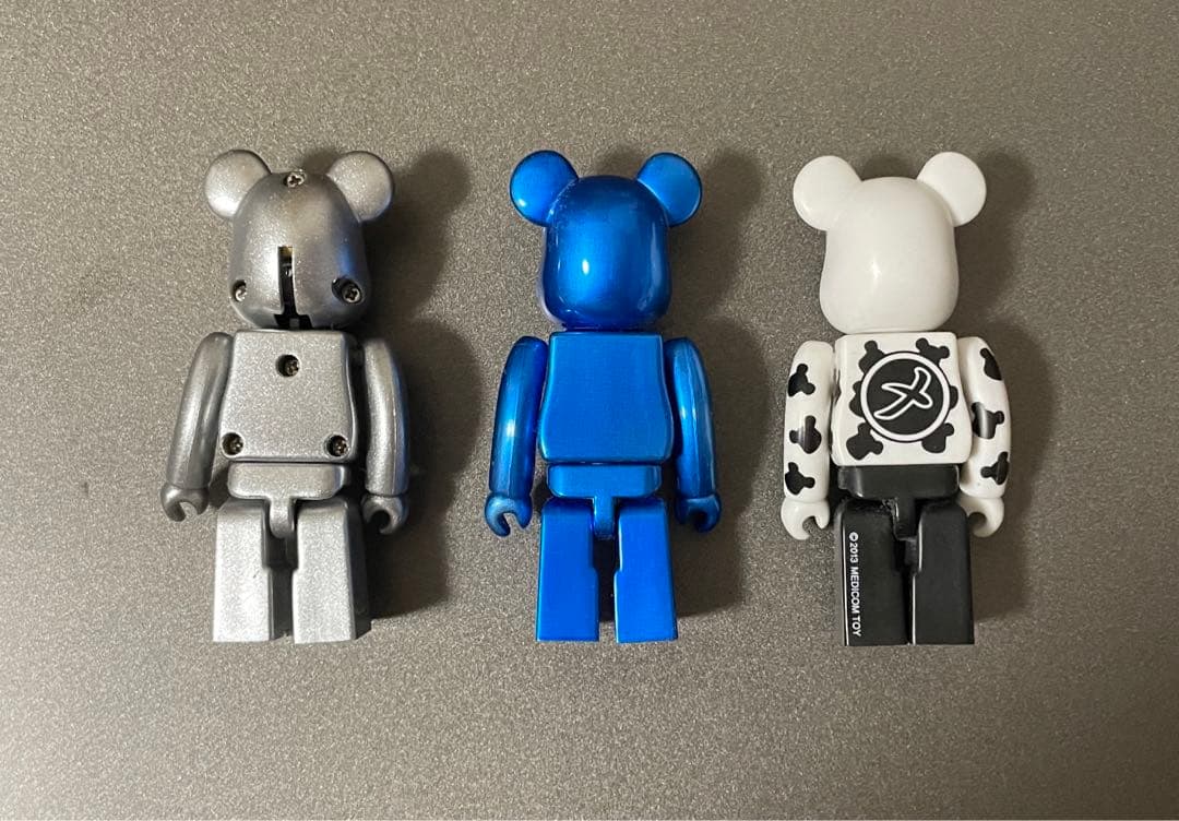 限定996体 POPMART Angry Molly-Eyes Fire Designer Toy アングリー