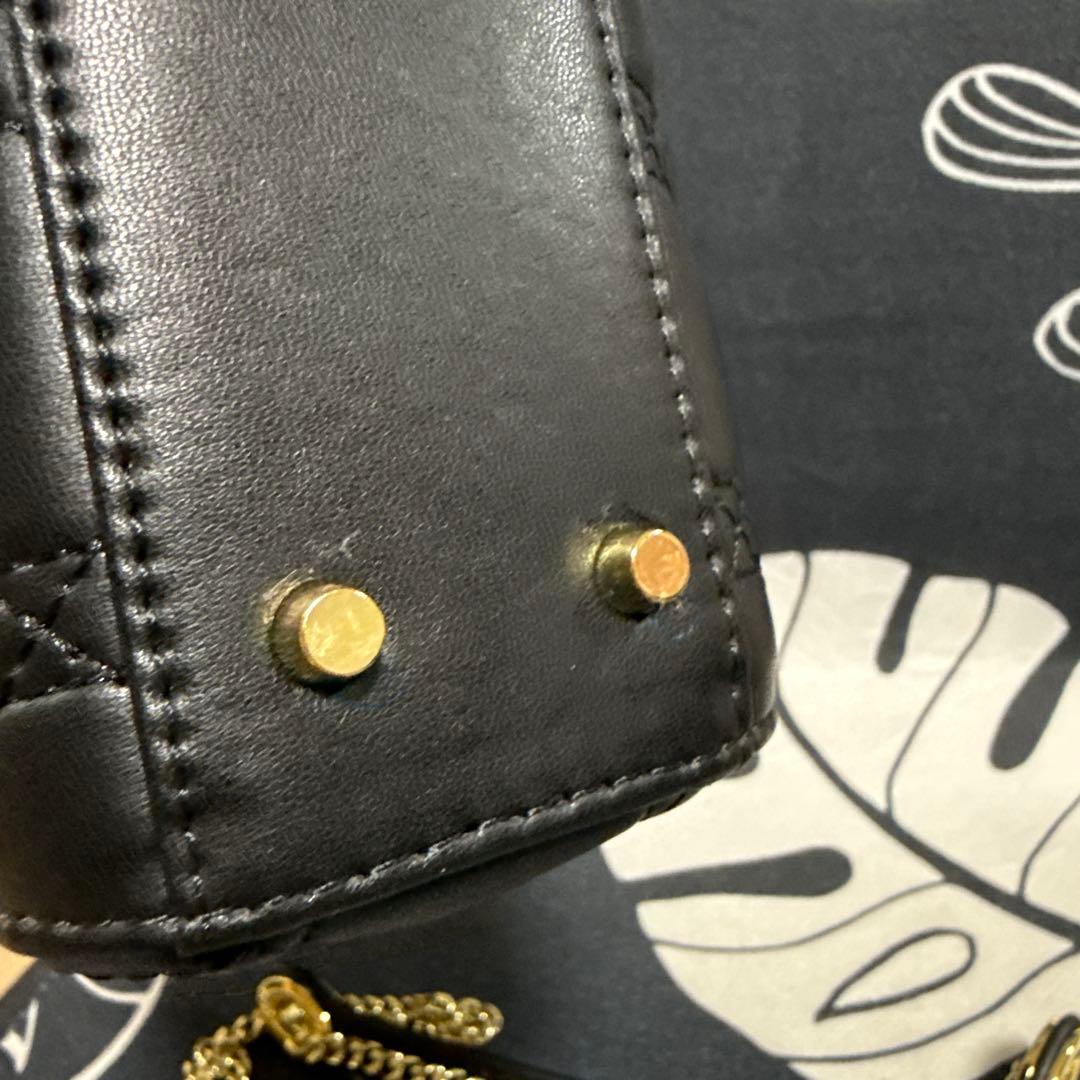 ブラック キルティング ハンドバッグ