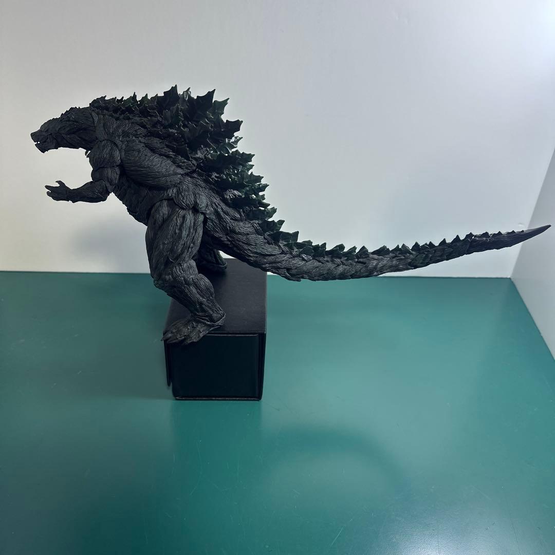 【美品】S.H.MonsterArts GODZILLAモンスターアーツ2017
